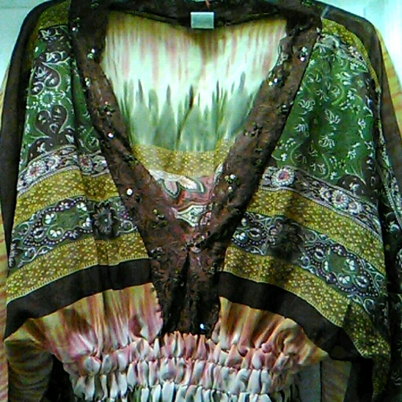 Tops - Multicolored Top 3/4 Dolman Sleeve